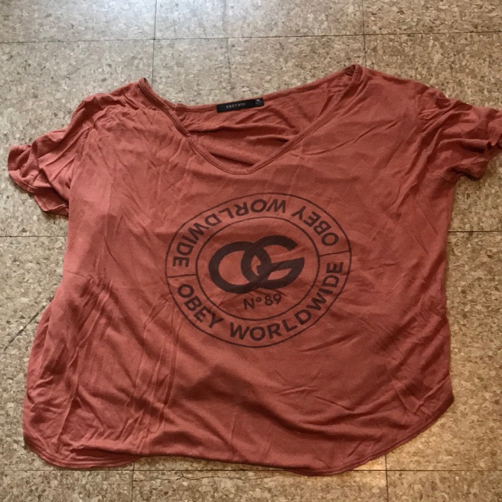 Obey T shirt